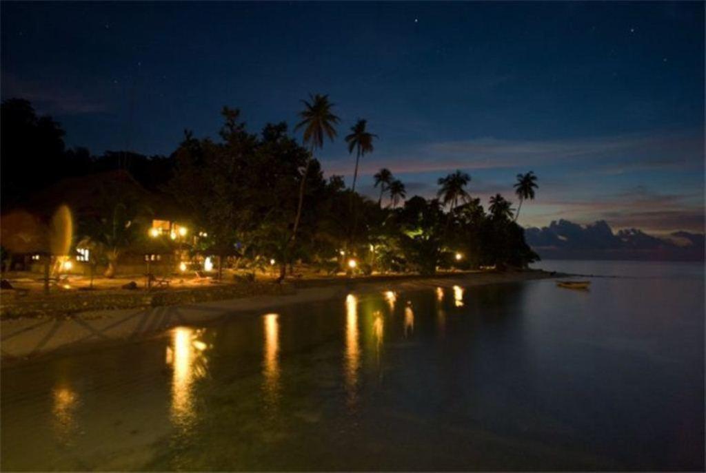 Wakatobi Patuno Diving And Beach Resort By Sahid Wanci Zewnętrze zdjęcie